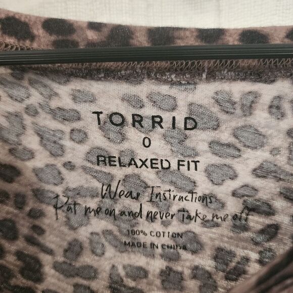 Torrid Animal Print Relaxed Fit T-Shirt - Picture 4 of 8